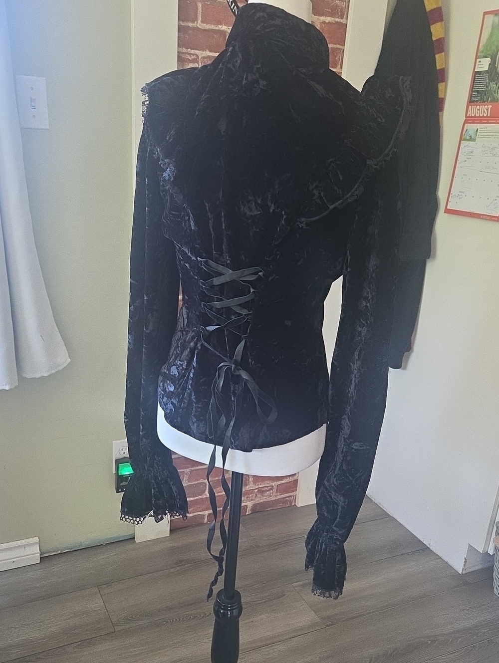 Punk Rave Velvet Top - Picture 5 of 7